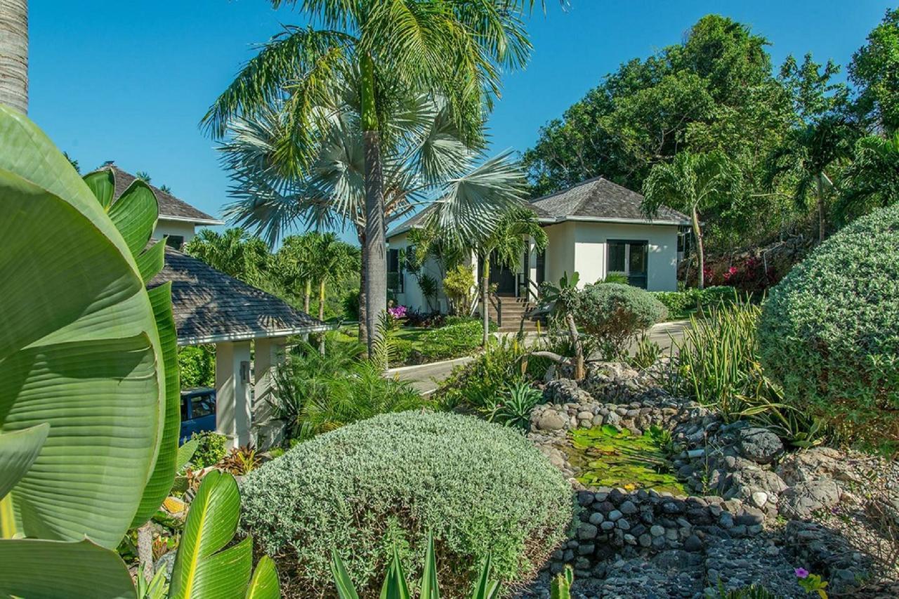 Luxury Villa Sleeps 6, Beach Access, Montego Bay Exterior foto